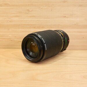 Canon FD 75-200mm f/4.5 / Manual Focus Push-Pull Zoom Lens / FD Mount